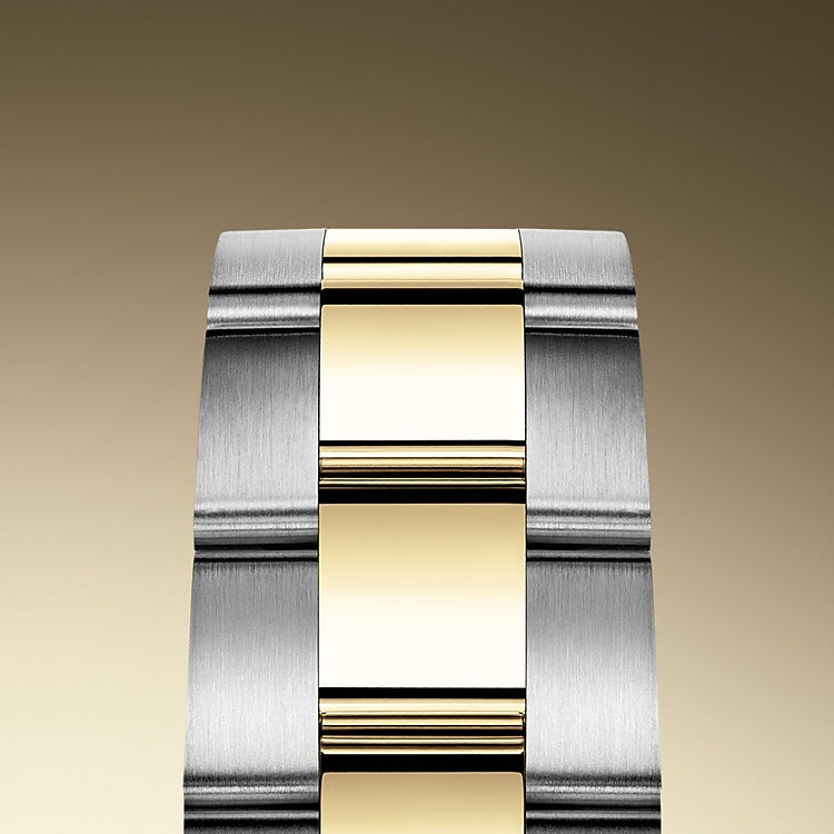 Cosmograph Daytona 40mm, Oystersteel and 18k Yellow Gold, Ref# 126503-0004