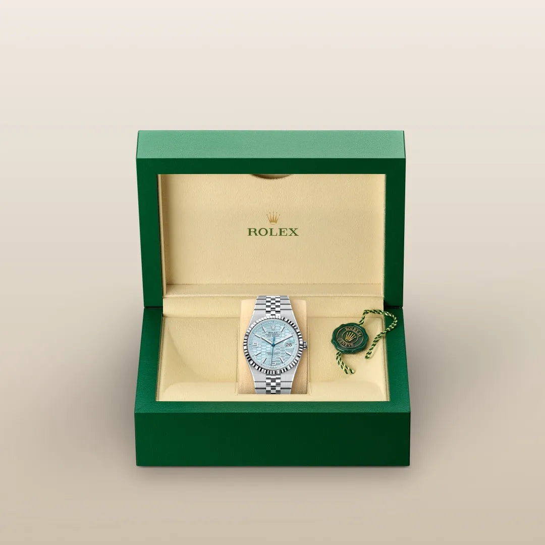 Land-Dweller 40mm Oyster Platinum M127336-0001