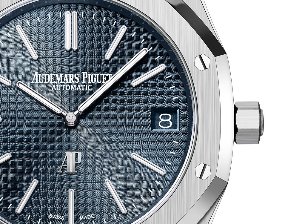 Royal Oak “JUMBO” EXTRA-THIN “50TH ANNIVERSARY” Ref# 16202ST.OO.1240ST.01